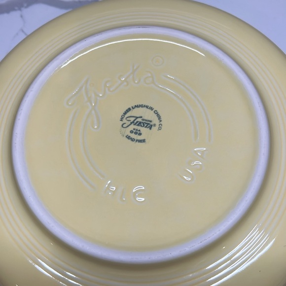 Fiestaware Extra Large Serving Bowl - Picture 3 of 5